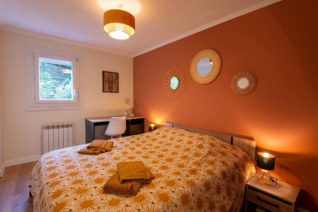 Balneo & Sauna, Sejour Detente Aux Teinturiers - Metro Charpennes - Garage Apartment *
